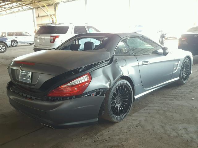 WDDJK7DA3DF009505 - 2013 MERCEDES-BENZ SL 550 GRAY photo 4