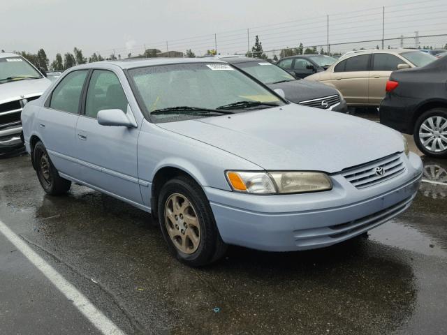 4T1BF22K4VU021625 - 1997 TOYOTA CAMRY CE SILVER photo 1