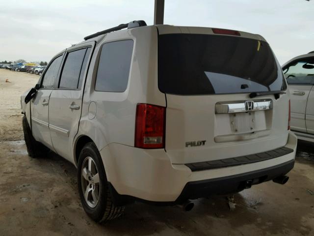 5FNYF3H50AB008119 - 2010 HONDA PILOT EXL WHITE photo 3