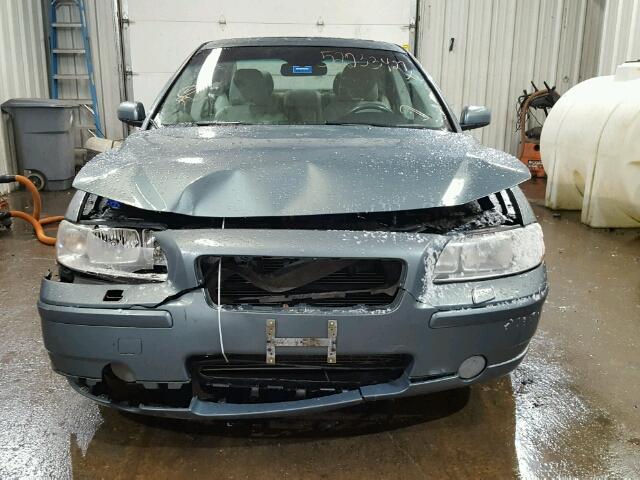 YV1RH592752468086 - 2005 VOLVO S60 2.5T GREEN photo 9