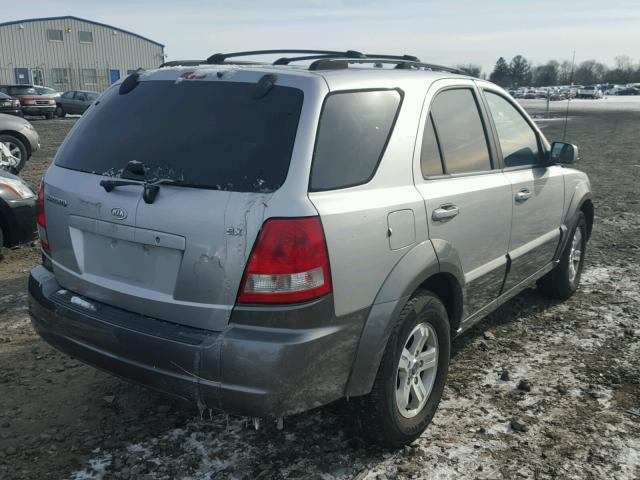 KNDJC733345233485 - 2004 KIA SORENTO EX SILVER photo 4