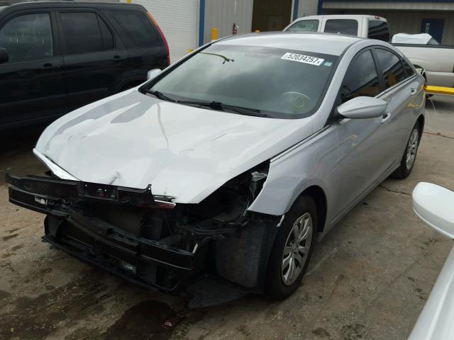 5NPEB4AC2BH184380 - 2011 HYUNDAI SONATA GLS SILVER photo 2