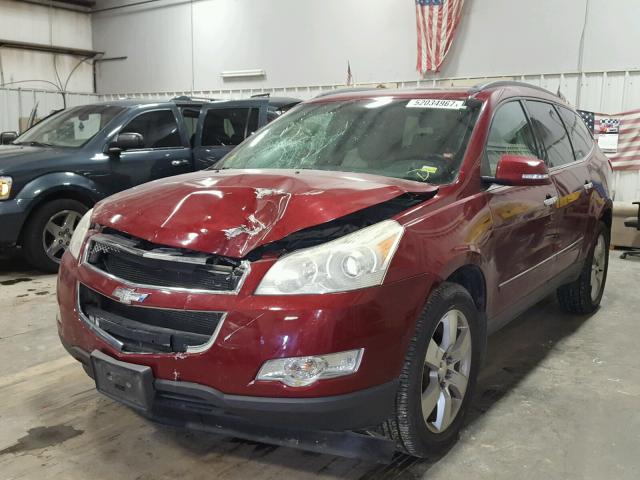 1GNEV33D79S143768 - 2009 CHEVROLET TRAVERSE L BURGUNDY photo 2