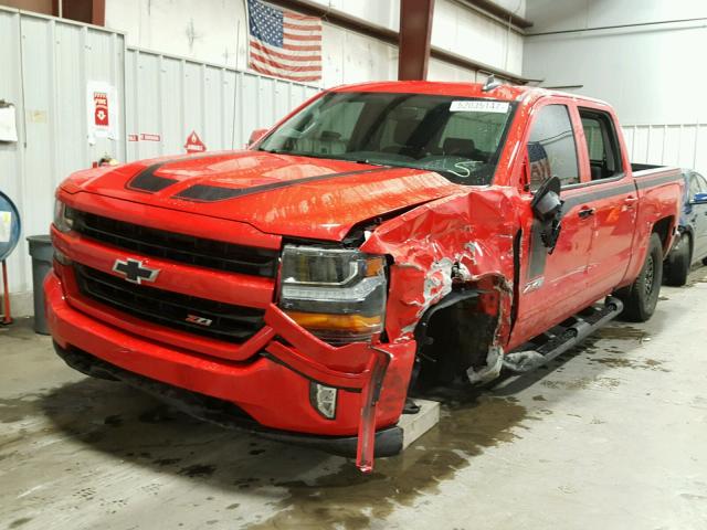 3GCUKREC1HG246890 - 2017 CHEVROLET SILVERADO RED photo 2