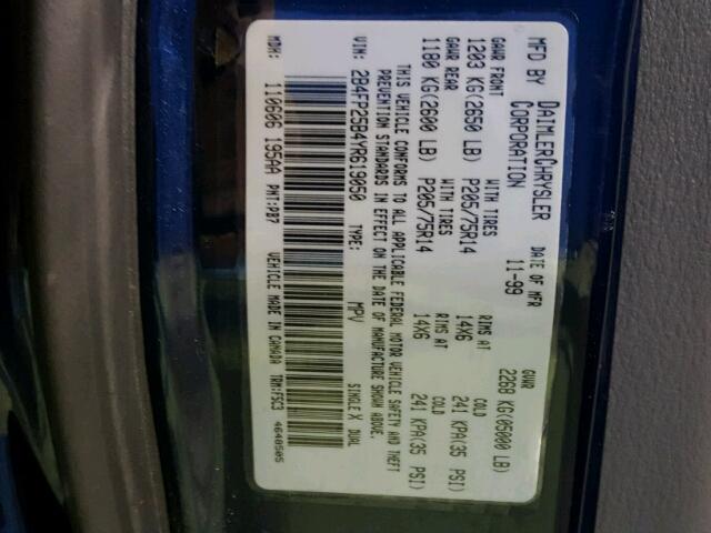 2B4FP25B4YR619050 - 2000 DODGE CARAVAN BLUE photo 10