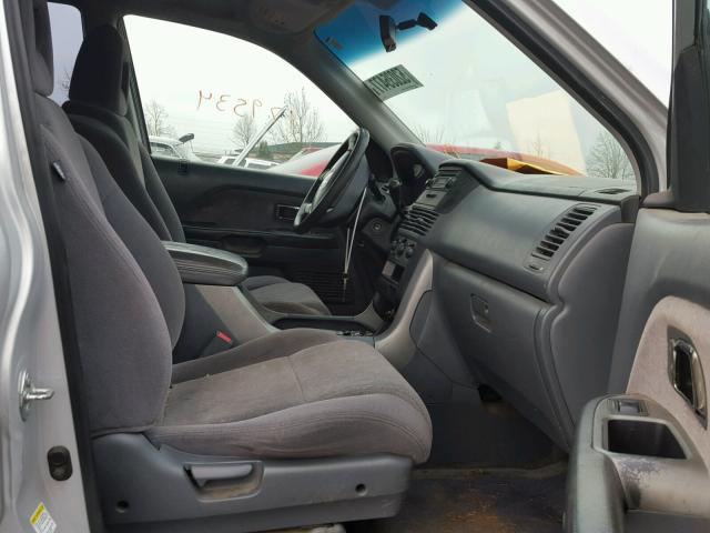 2HKYF18193H614587 - 2003 HONDA PILOT LX GRAY photo 5