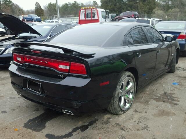 2C3CDXCT4DH726434 - 2013 DODGE CHARGER R/ RED photo 4