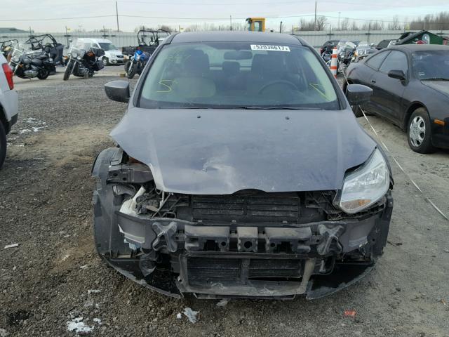 1FAHP3K20CL136152 - 2012 FORD FOCUS SE GRAY photo 7