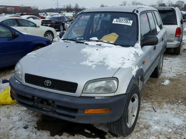 JT3GP10V7V7010670 - 1997 TOYOTA RAV4 SILVER photo 2