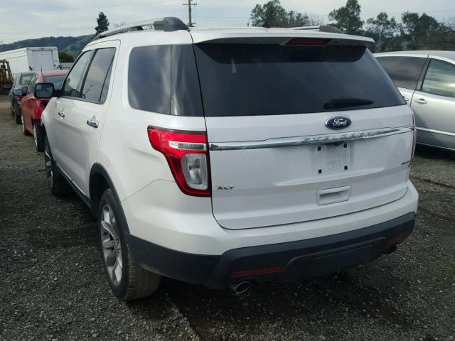 1FMHK8D81CGA44656 - 2012 FORD EXPLORER X WHITE photo 3