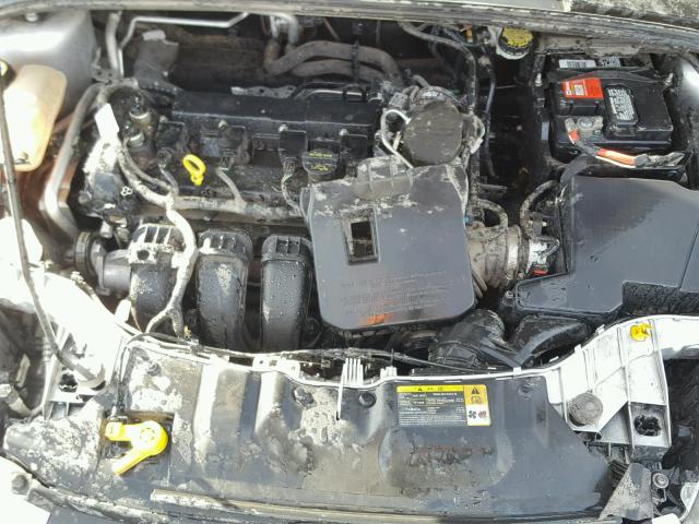 1FAHP3F22CL235405 - 2012 FORD FOCUS SE SILVER photo 7