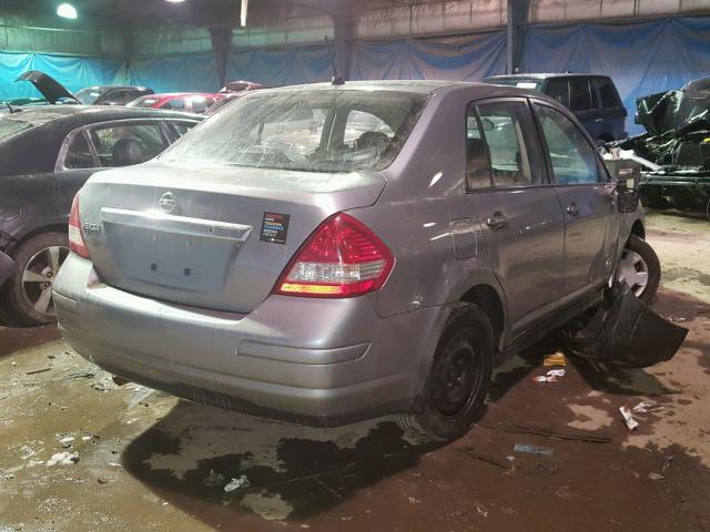 3N1BC11E39L442662 - 2009 NISSAN VERSA S GRAY photo 4