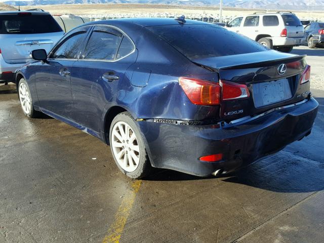 JTHCK262895032639 - 2009 LEXUS IS 250 BLUE photo 3