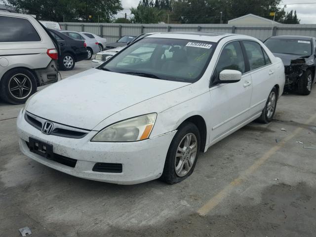 1HGCM56867A215495 - 2007 HONDA ACCORD EX WHITE photo 2