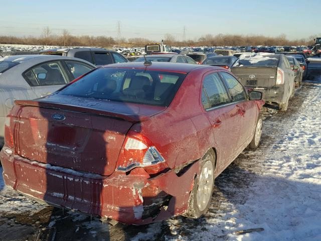 3FAHP0HA0BR327924 - 2011 FORD FUSION SE RED photo 4