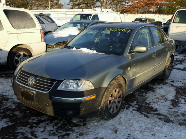 WVWPD63B23P186672 - 2003 VOLKSWAGEN PASSAT GLS GREEN photo 2