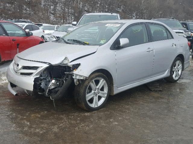 2T1BU4EE4DC024628 - 2013 TOYOTA COROLLA BA SILVER photo 2