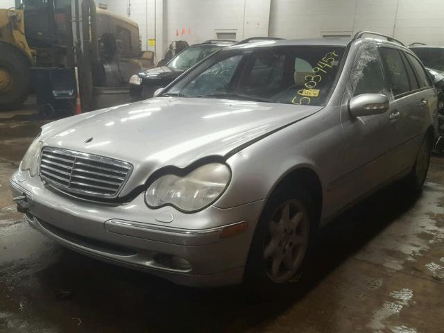 WDBRH81J33F382613 - 2003 MERCEDES-BENZ C 240 SPOR GRAY photo 2