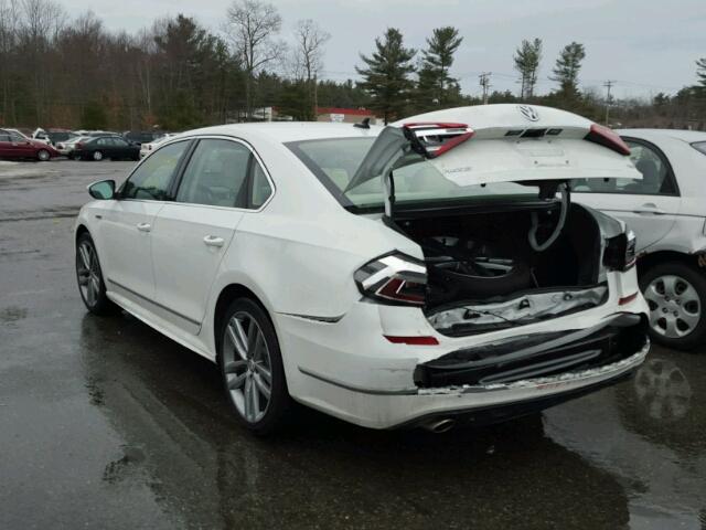 1VWDT7A30HC039933 - 2017 VOLKSWAGEN PASSAT R-L WHITE photo 3