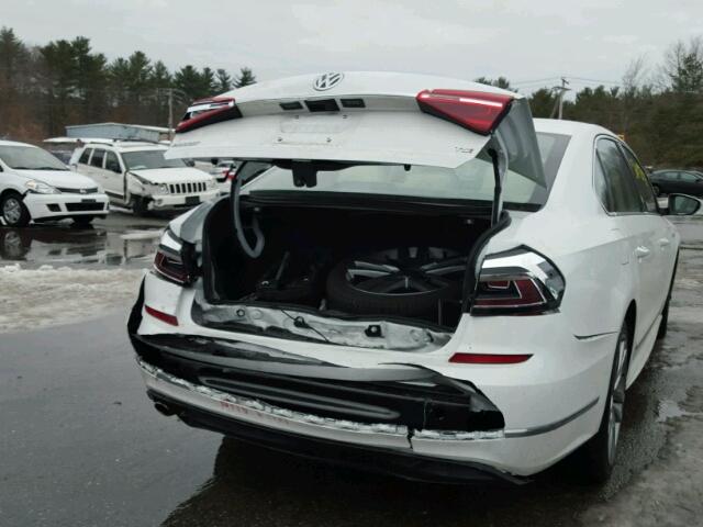 1VWDT7A30HC039933 - 2017 VOLKSWAGEN PASSAT R-L WHITE photo 9