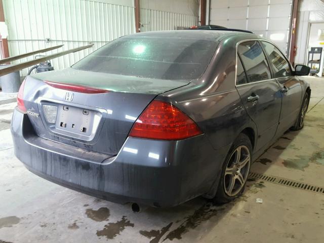 1HGCM567X7A079640 - 2007 HONDA ACCORD EX GRAY photo 4