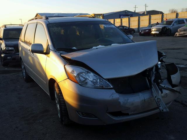 5TDZK22C67S096888 - 2007 TOYOTA SIENNA XLE SILVER photo 1