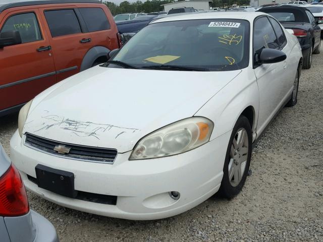 2G1WK151069333284 - 2006 CHEVROLET MONTE CARL WHITE photo 2