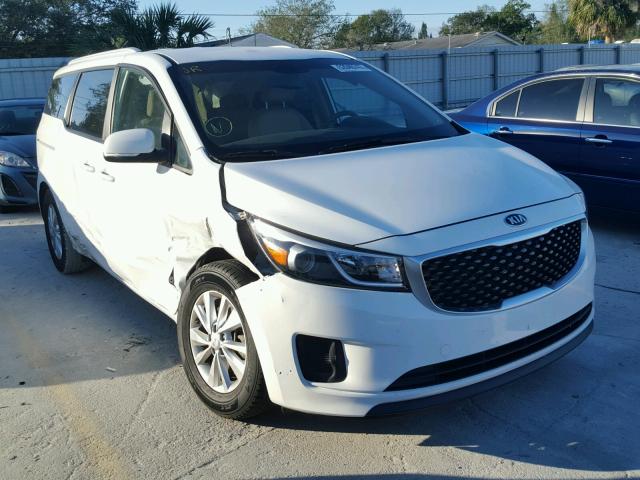 KNDMB5C15F6018433 - 2015 KIA SEDONA LX WHITE photo 1