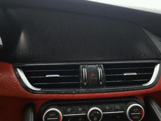 ZARFAEDNXH7548641 - 2017 ALFA ROMEO GIULIA Q4 BLACK photo 9