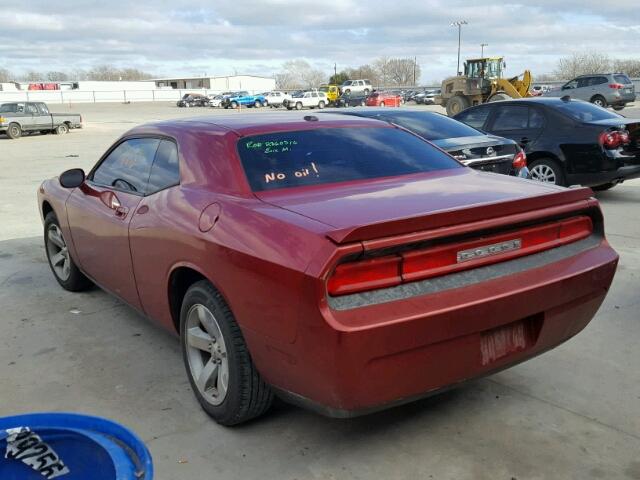 2B3LJ44VX9H604513 - 2009 DODGE CHALLENGER RED photo 3