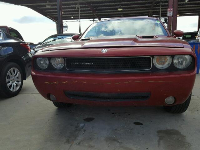 2B3LJ44VX9H604513 - 2009 DODGE CHALLENGER RED photo 9