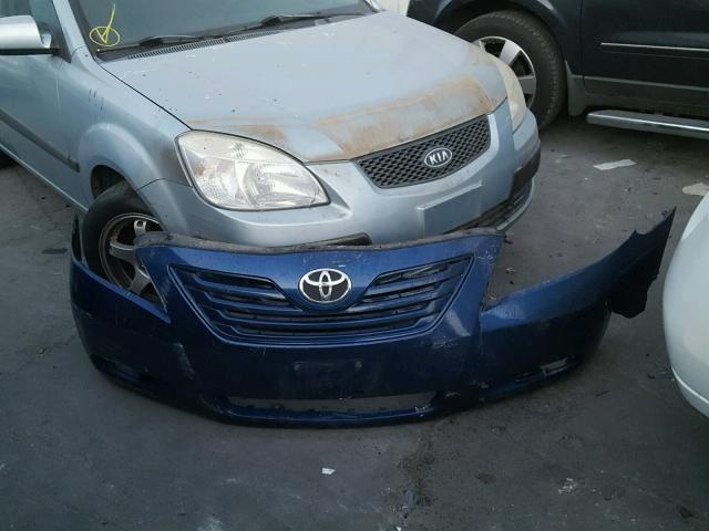 4T4BE46K59R137517 - 2009 TOYOTA CAMRY BASE BLUE photo 9