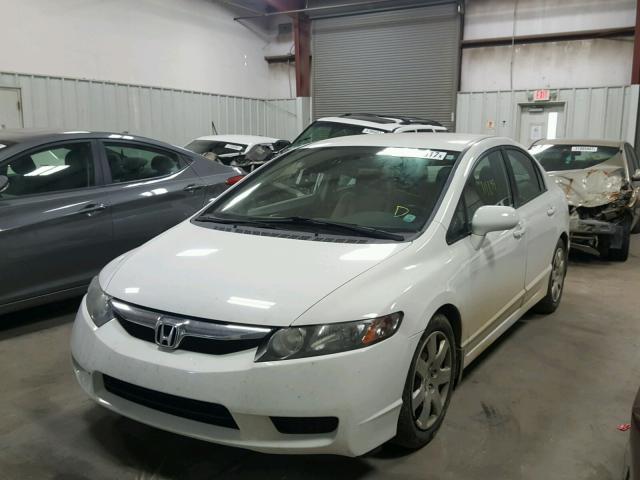 2HGFA16549H360673 - 2009 HONDA CIVIC LX WHITE photo 2