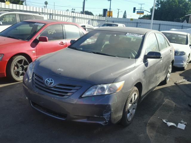 4T4BE46K38R044946 - 2008 TOYOTA CAMRY CE GRAY photo 2