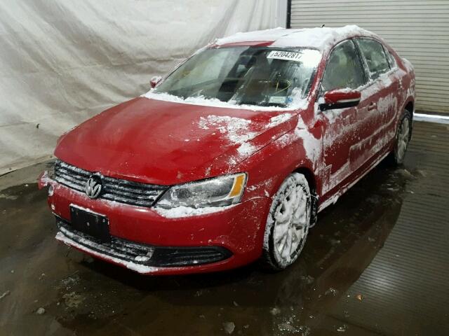 3VWBP7AJ7CM383714 - 2012 VOLKSWAGEN JETTA SE RED photo 2