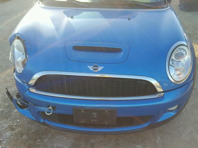 WMWMF7C51ATX44350 - 2010 MINI COOPER S BLUE photo 7