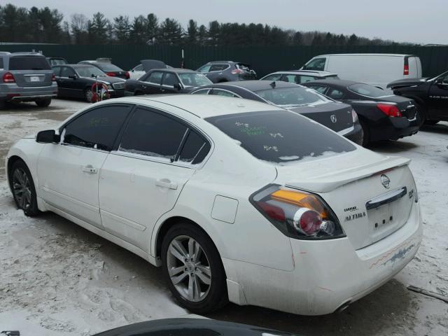 1N4BL2AP7AN523307 - 2010 NISSAN ALTIMA SR WHITE photo 3