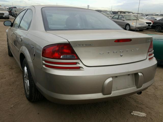 1B3AL46R82N137140 - 2002 DODGE STRATUS SE GOLD photo 3