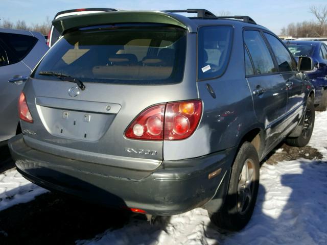 JT6HF10U8Y0127785 - 2000 LEXUS RX 300 GRAY photo 4