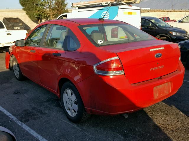 1FAHP34N38W128236 - 2008 FORD FOCUS S/SE RED photo 3