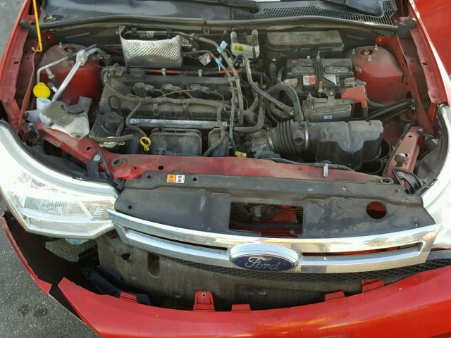 1FAHP34N38W128236 - 2008 FORD FOCUS S/SE RED photo 7