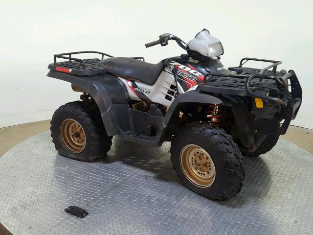 4XACH68A44A088676 - 2004 POLARIS SPORTSMAN BLACK photo 2