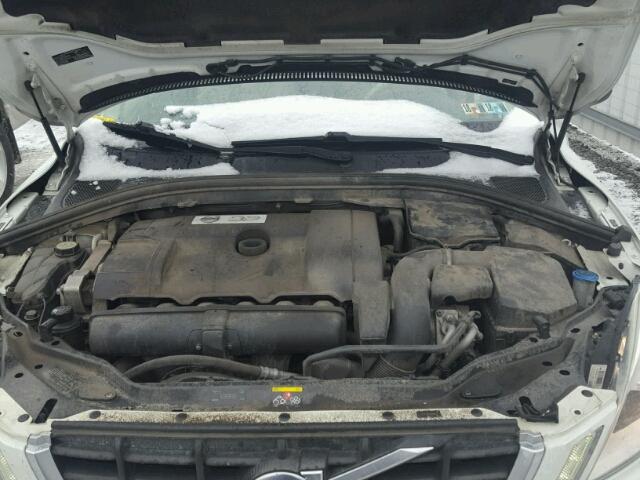 YV4960DZ7A2061542 - 2010 VOLVO XC60 3.2 WHITE photo 7