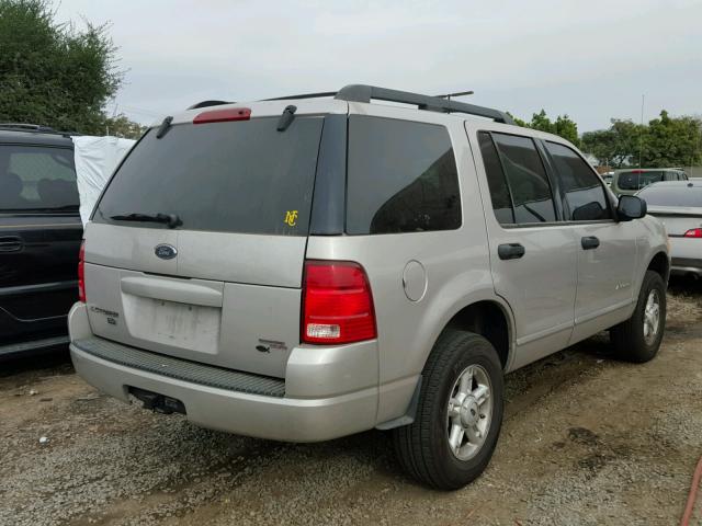 1FMZU73E25UB53776 - 2005 FORD EXPLORER X SILVER photo 4