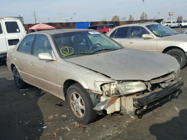 JT2BG22K8V0025260 - 1997 TOYOTA CAMRY LE GOLD photo 1