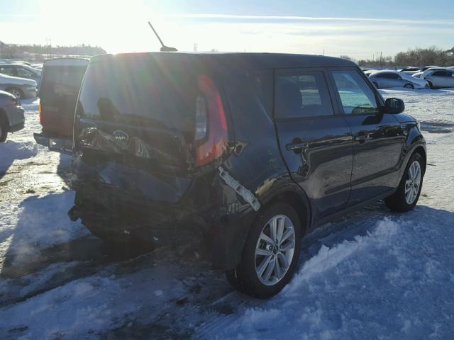 KNDJP3A59J7525594 - 2018 KIA SOUL + BLUE photo 4