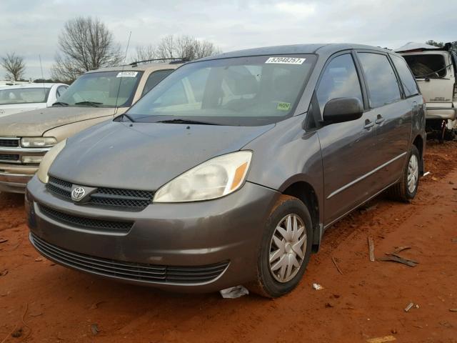 5TDZA23C04S003408 - 2004 TOYOTA SIENNA CE GRAY photo 2