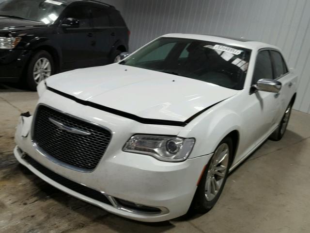 2C3CCAEGXGH351010 - 2016 CHRYSLER 300C WHITE photo 2