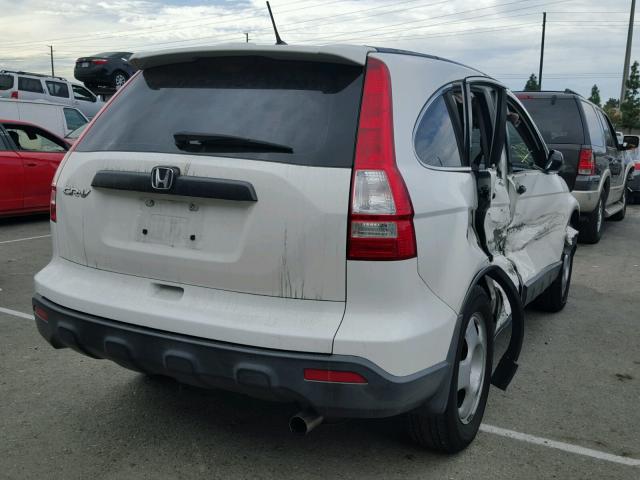 JHLRE38318C012230 - 2008 HONDA CR-V LX WHITE photo 4