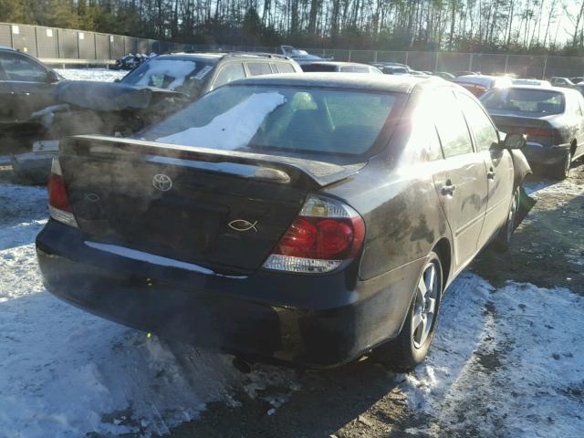 4T1BE32K75U022227 - 2005 TOYOTA CAMRY LE შავი ფოტო 4